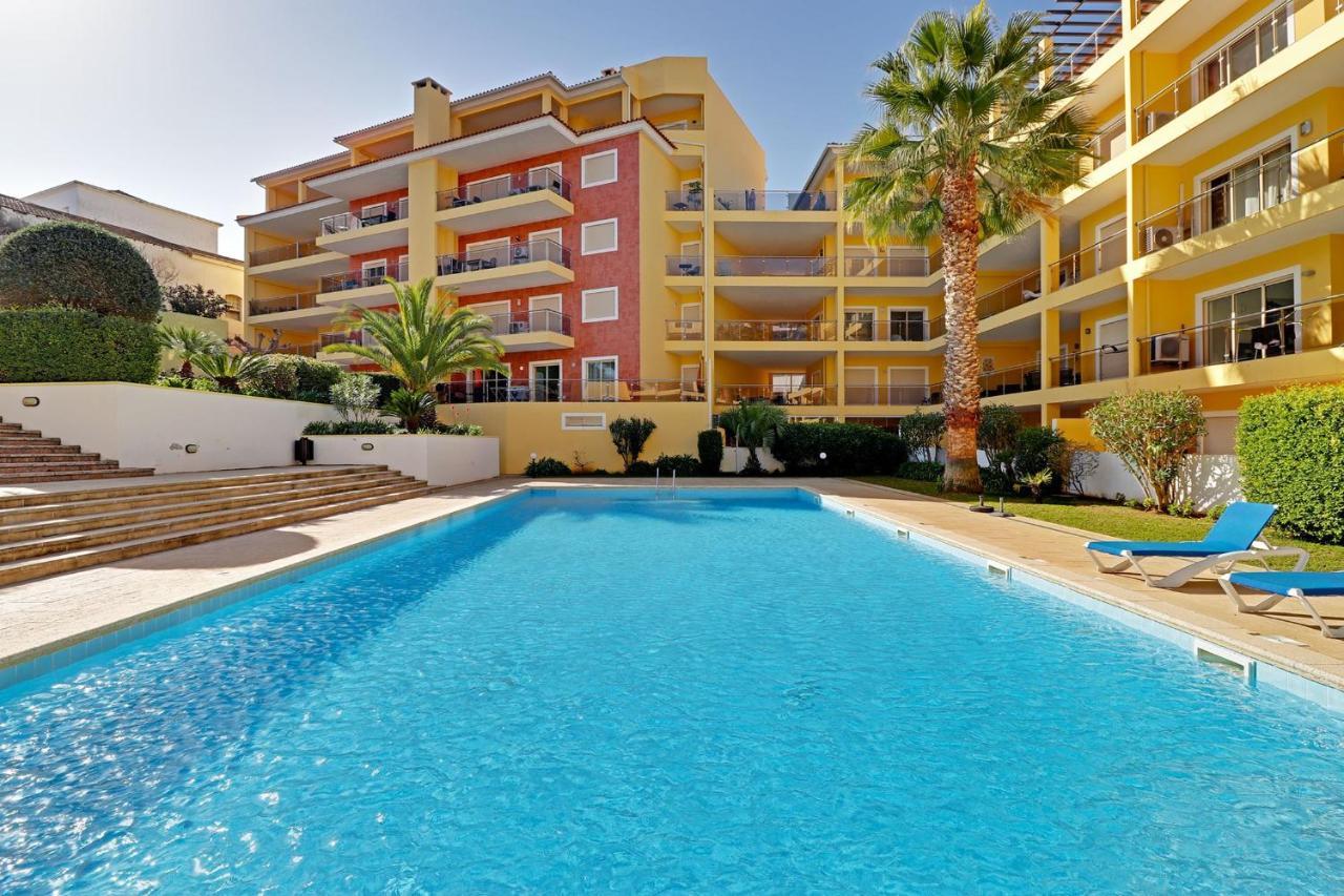 Lagos Balcony With Pool By Homing Exterior photo